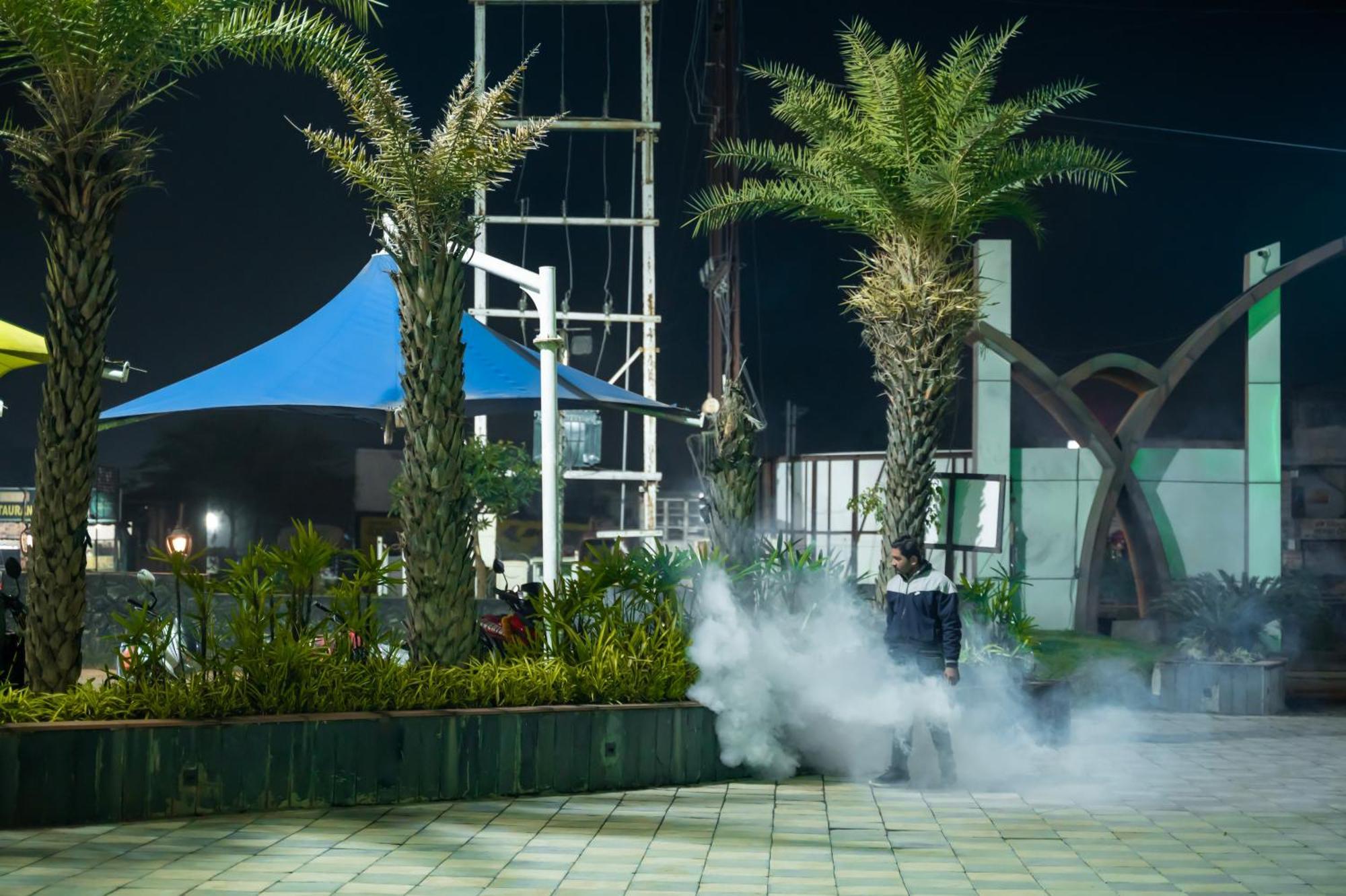 Hotel Manaal Akolia Exterior photo