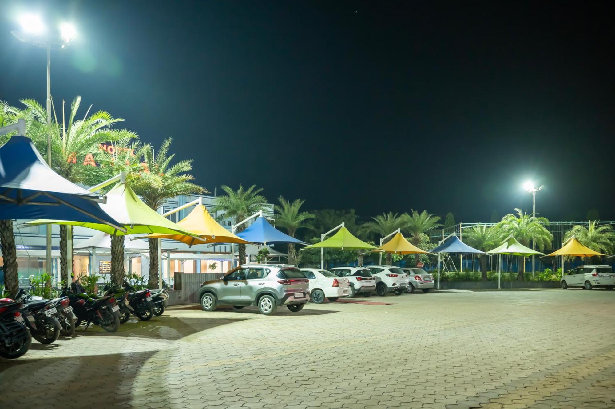 Hotel Manaal Akolia Exterior photo